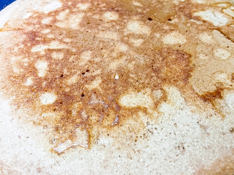 大きなふわふわココアホットケーキ